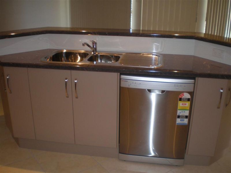 5 Lucinda Place, Bowen QLD 4805