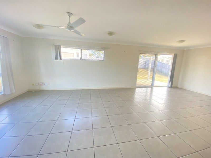 14 Sapphire Crescent, Bowen QLD 4805