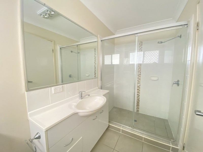 14 Sapphire Crescent, Bowen QLD 4805