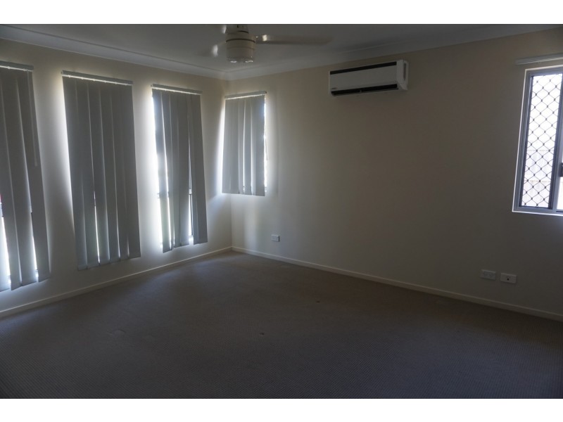 5 Sapphire Crescent, Bowen QLD 4805