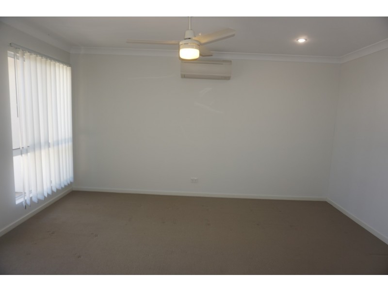 27 Nautilus Street, Bowen QLD 4805