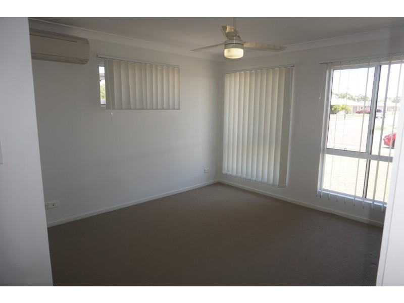 27 Nautilus Street, Bowen QLD 4805