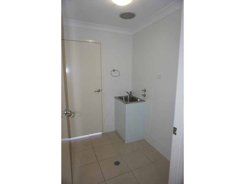27 Nautilus Street, Bowen QLD 4805
