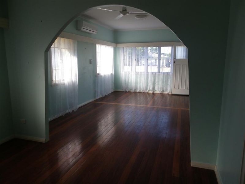 33 Gloucester Street, Bowen QLD 4805
