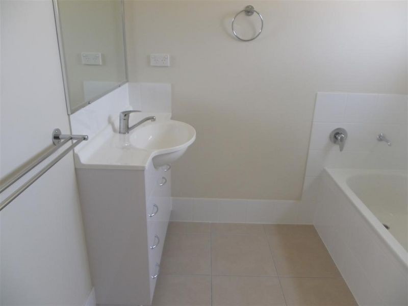 19 Sapphire Crescent, Bowen QLD 4805