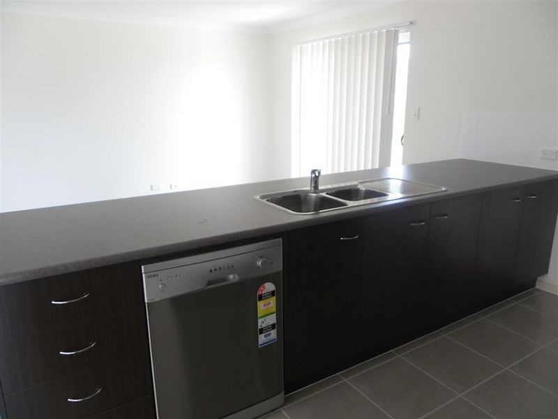 41 Scenic Crescent, Bowen QLD 4805