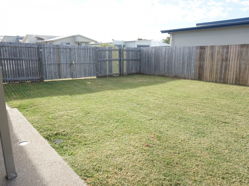7 Sapphire Crescent, Bowen QLD 4805