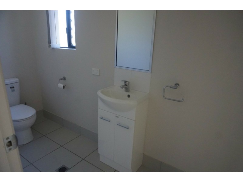 16 Sunshine Court, Bowen QLD 4805