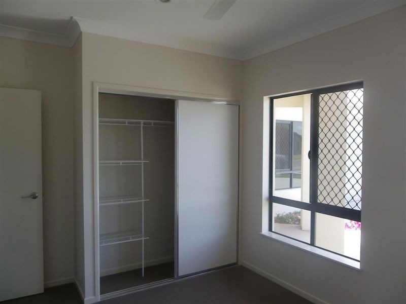 6 Sixth Close, Bowen QLD 4805