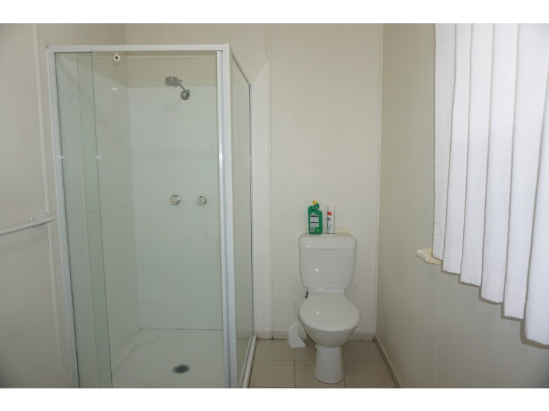 2/12 Verna Street, Bowen QLD 4805