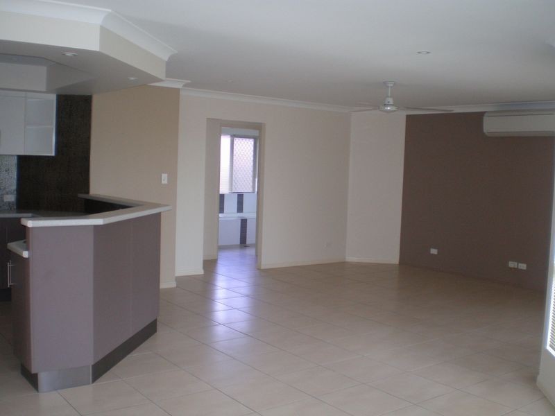 4 Banks Drive, Bowen QLD 4805