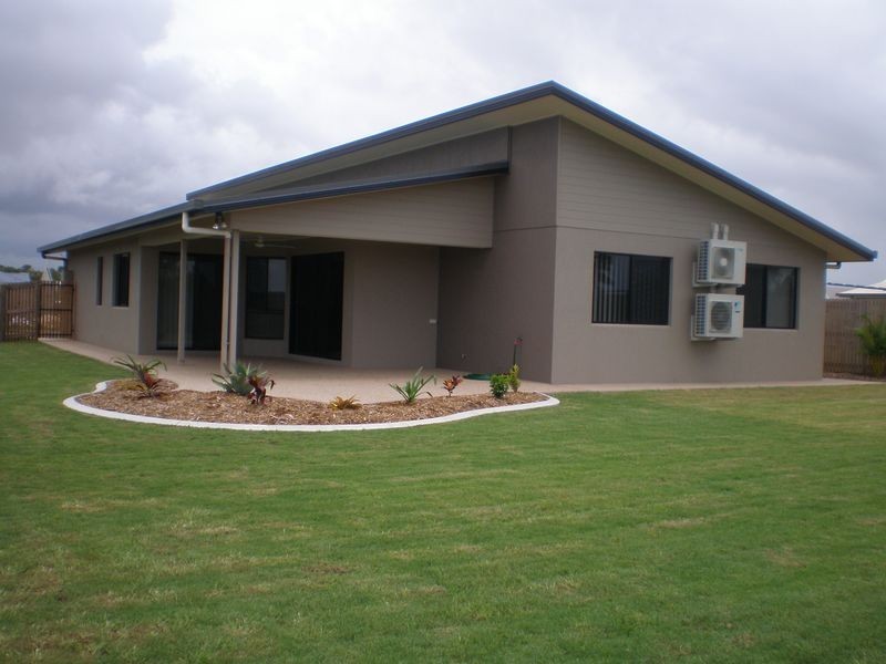 4 Banks Drive, Bowen QLD 4805