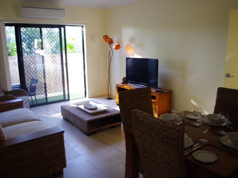 1/56 Murroona Road, Bowen QLD 4805