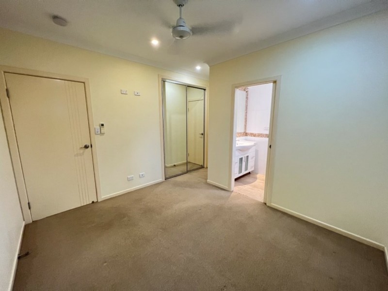 1/56 Murroona Road, Bowen QLD 4805