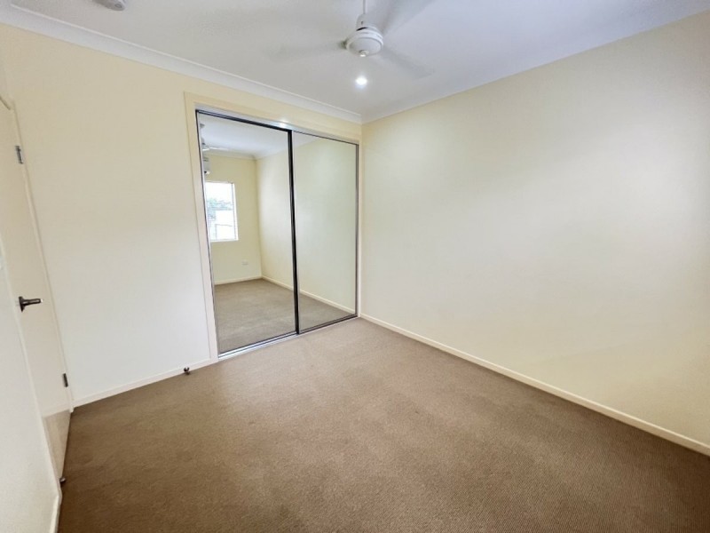2/56 Murroona Road, Bowen QLD 4805
