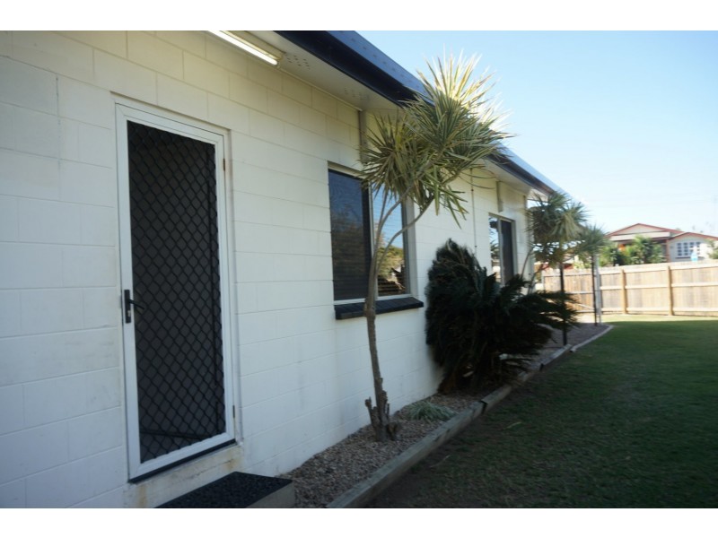 1 Gloucester Street, Bowen QLD 4805