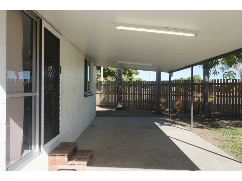 1 Gloucester Street, Bowen QLD 4805