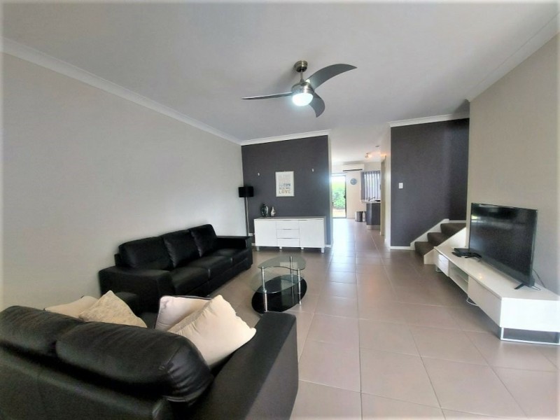 Unit 4/27A Leichhardt Street, Bowen QLD 4805