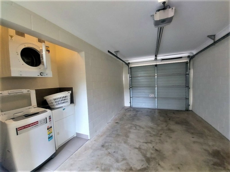 Unit 4/27A Leichhardt Street, Bowen QLD 4805