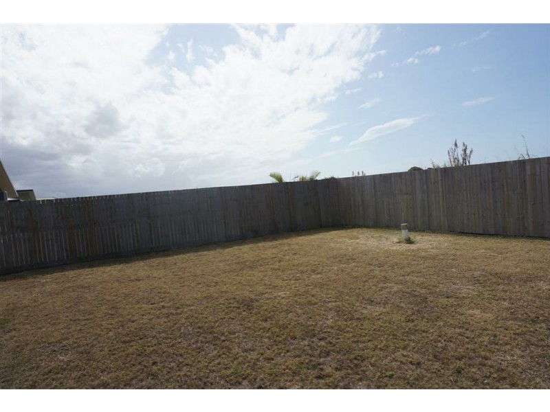 2 Harrison Court, Bowen QLD 4805