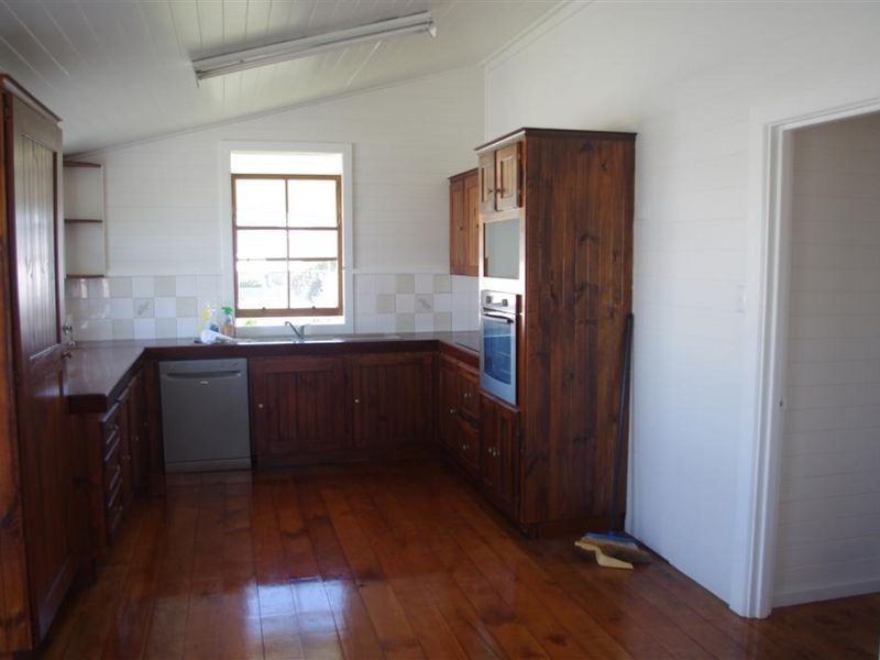 13 Brisbane Street, Bowen QLD 4805