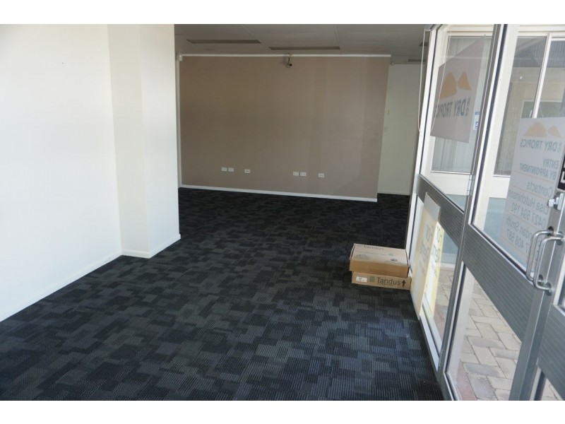 6/36 Powell Street, Bowen QLD 4805