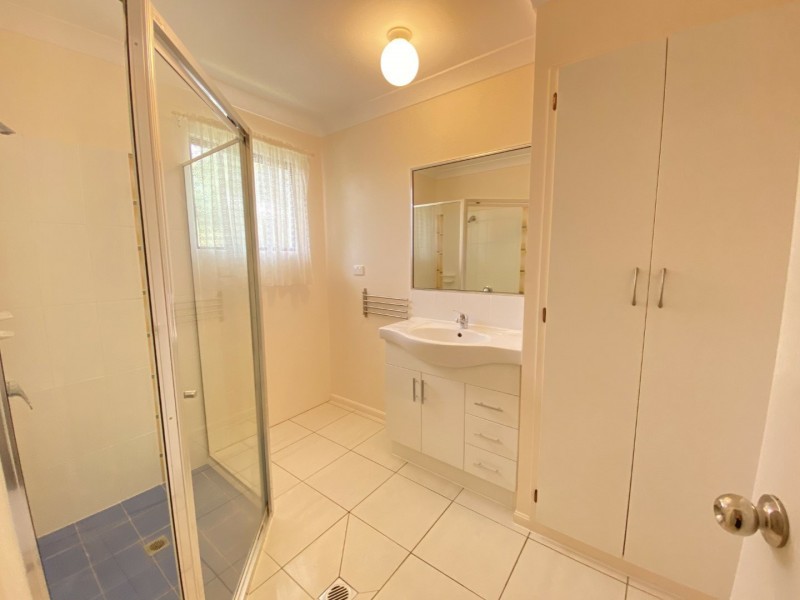 16 Silk Road, Bowen QLD 4805