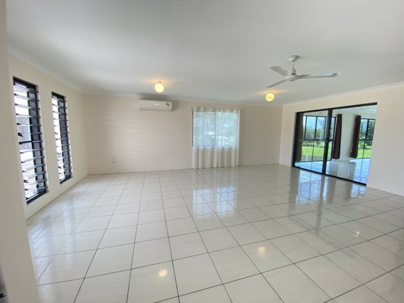 16 Silk Road, Bowen QLD 4805