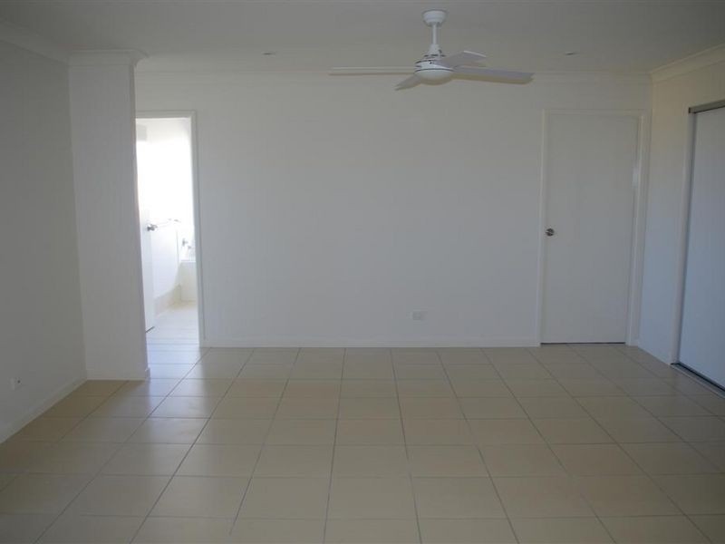 35 Banks Drive, Bowen QLD 4805