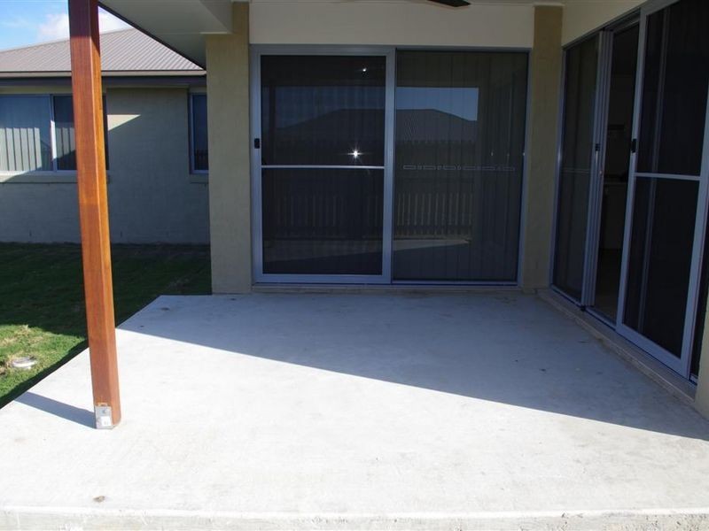 35 Banks Drive, Bowen QLD 4805