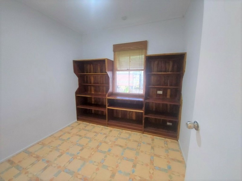 52 Pitcain Avenue, Bowen QLD 4805