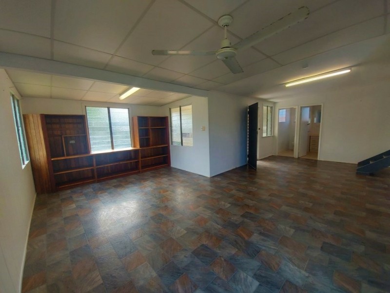 52 Pitcain Avenue, Bowen QLD 4805