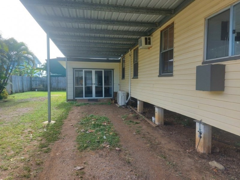 52 Pitcain Avenue, Bowen QLD 4805