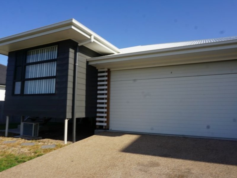 7 Baker Street, Bowen QLD 4805