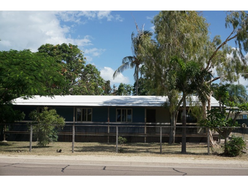 83 Horseshoe Bay Road, Bowen QLD 4805