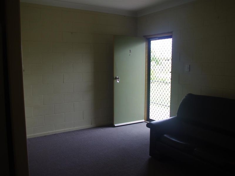 2/10 Martin Street, Bowen QLD 4805