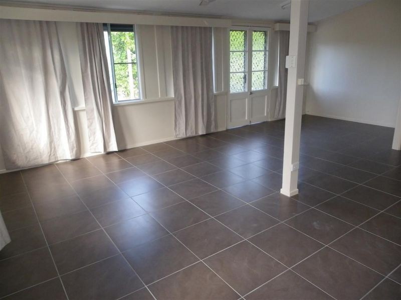 27 Murroona Road, Bowen QLD 4805