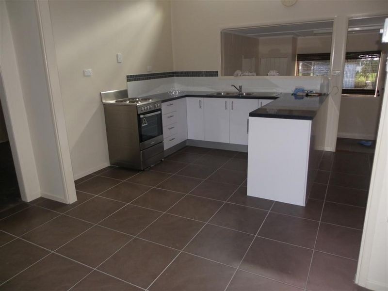 27 Murroona Road, Bowen QLD 4805