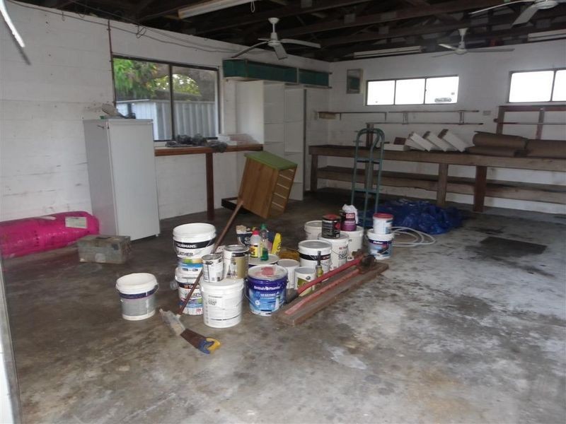 27 Murroona Road, Bowen QLD 4805