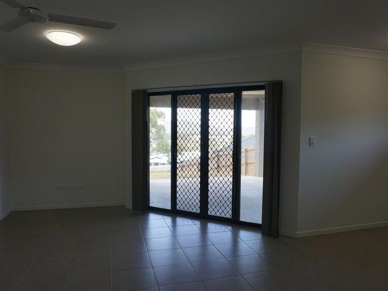 5 Harbour View Terrace, Bowen QLD 4805