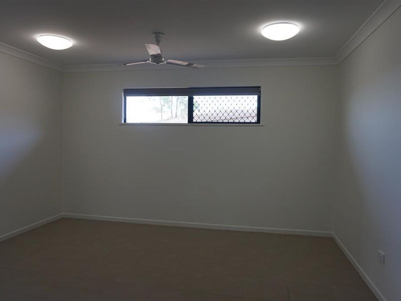 5 Harbour View Terrace, Bowen QLD 4805