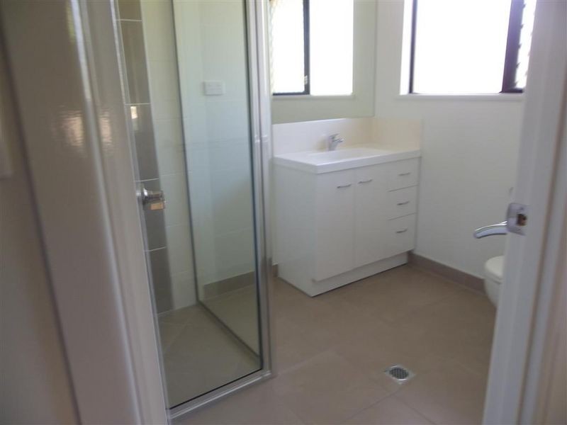 5 Harbour View Terrace, Bowen QLD 4805