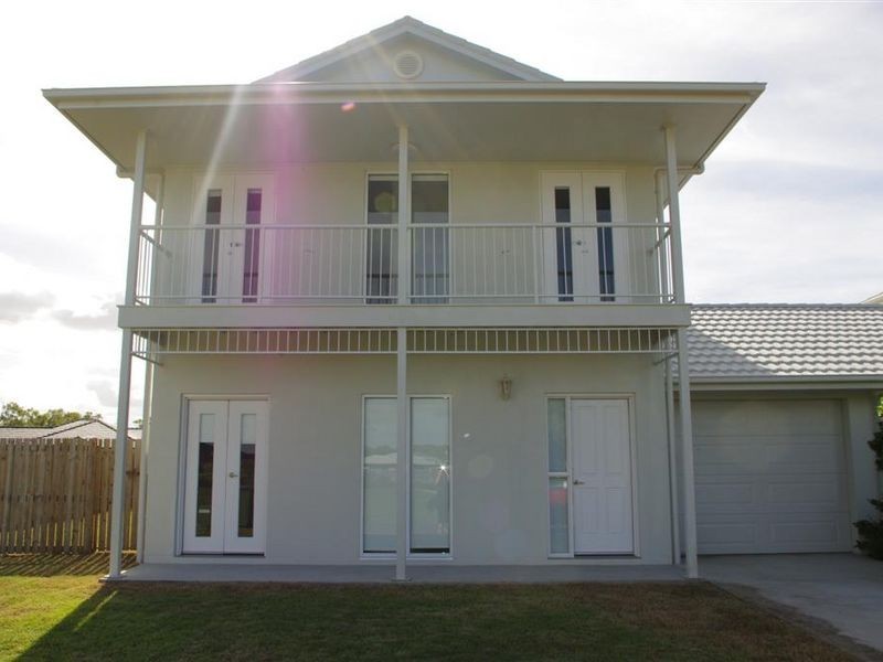 8 Seabreeze Close, Bowen QLD 4805