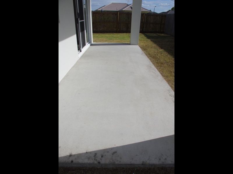 8 Seabreeze Close, Bowen QLD 4805