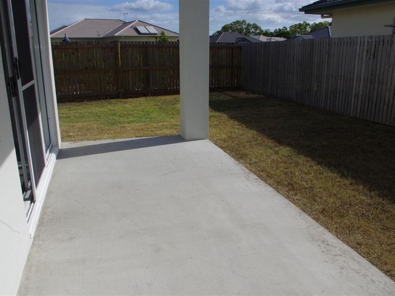 8 Seabreeze Close, Bowen QLD 4805