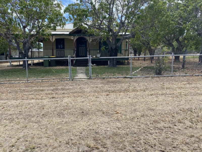 53 Livingstone Street, Bowen QLD 4805