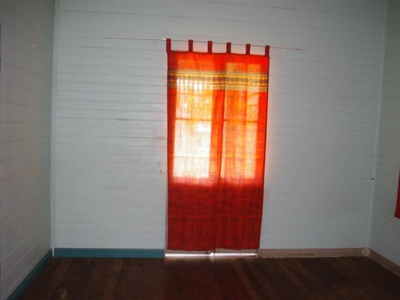 53 Livingstone Street, Bowen QLD 4805