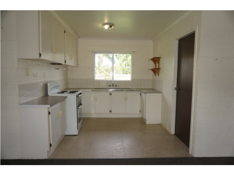 6/18 Poole Street, Bowen QLD 4805