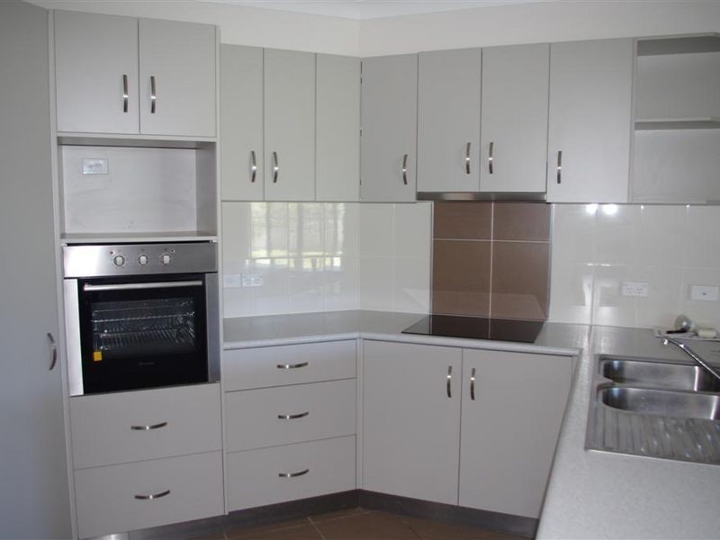 12 Cowrie Street, Bowen QLD 4805