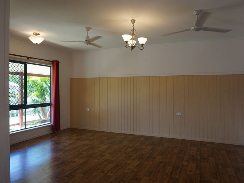 27 Emmerson Drive, Bowen QLD 4805